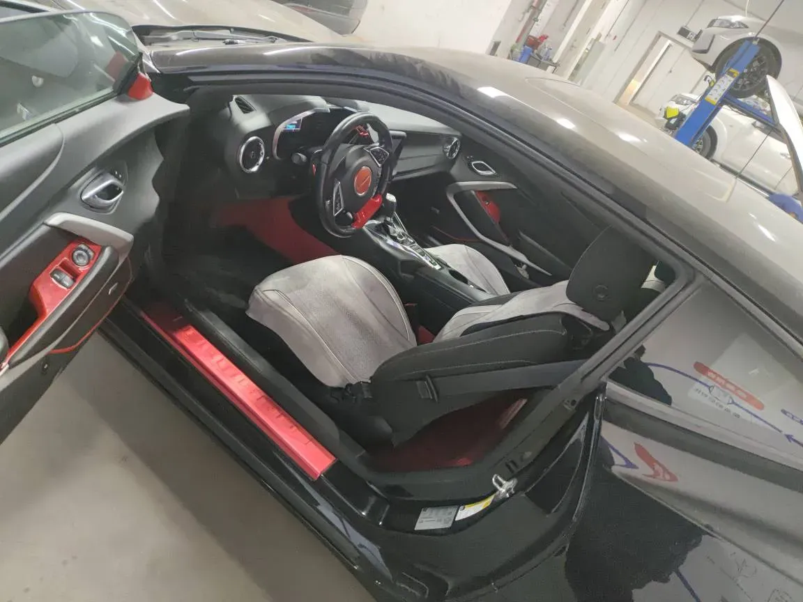 2017 Chevrolet Camaro 2.0T 275HP L4 8AT,autocango,china used car exporter,china ev exporter,chinese used car exporter,chinese used ev exporter