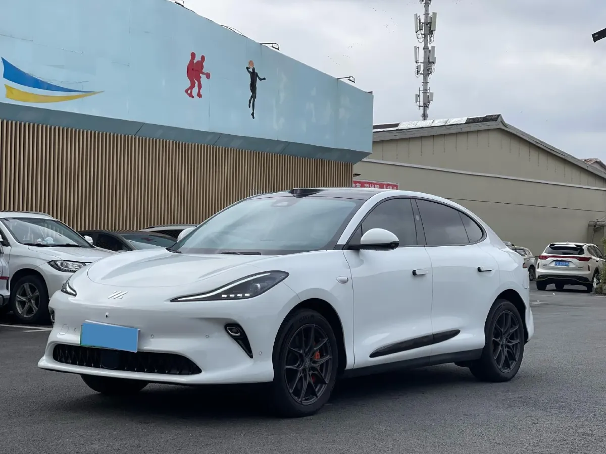 2025 IM LS6 BEV 83KWH,autocango,china used car exporter,china ev exporter,chinese used car exporter,chinese used ev exporter