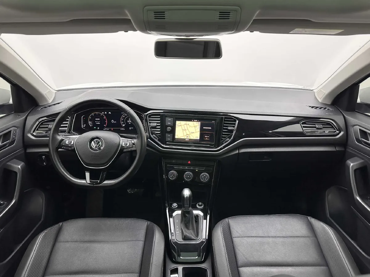2020 Volkswagen T-Roc 1.4T 150HP L4 7DCT,autocango,china used car exporter,china ev exporter,chinese used car exporter,chinese used ev exporter