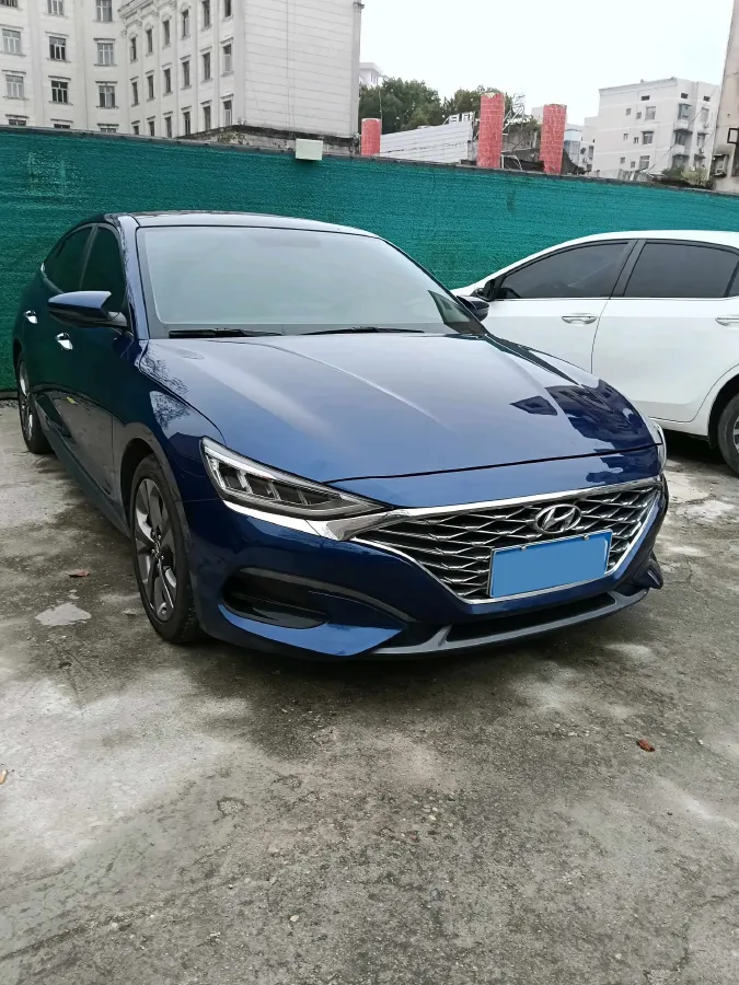 2019 Hyundai La Festa 1.6T 204HP L4 7DCT,autocango,china used car exporter,china ev exporter,chinese used car exporter,chinese used ev exporter