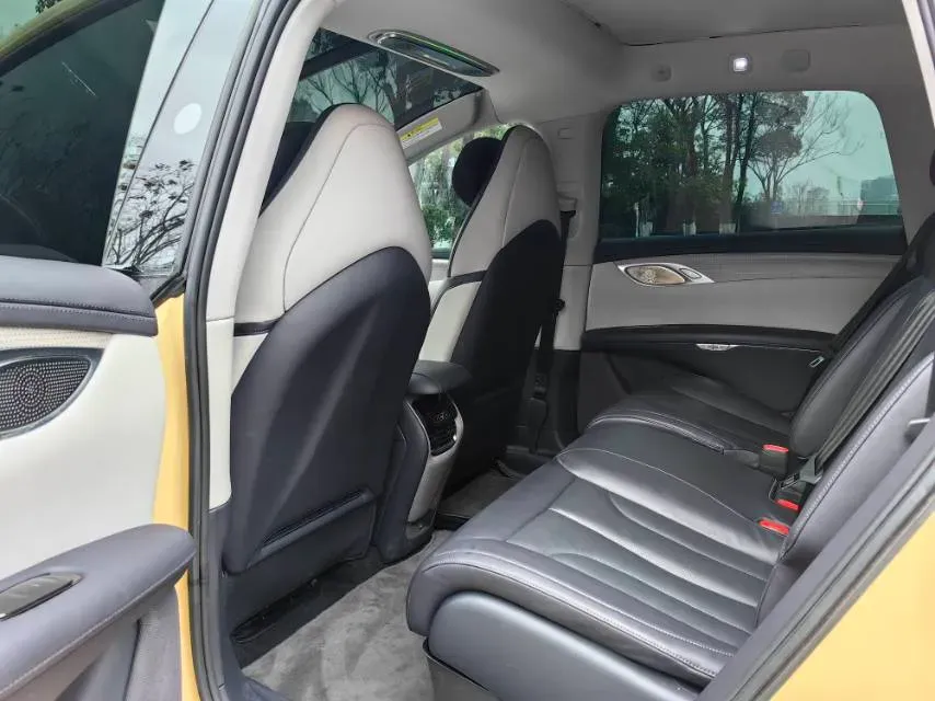 2023 IM LS7 BEV 100KWH,autocango,china used car exporter,china ev exporter,chinese used car exporter,chinese used ev exporter