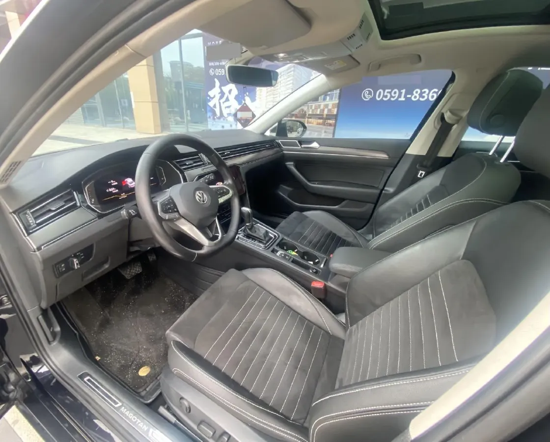 2020 Volkswagen Magotan 2.0T 186HP L4 7DCT,autocango,china used car exporter,china ev exporter,chinese used car exporter,chinese used ev exporter