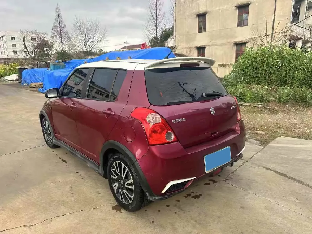 2015 LiFan 720 1.8L 133HP L4 CVT,autocango,china used car exporter,china ev exporter,chinese used car exporter,chinese used ev exporter