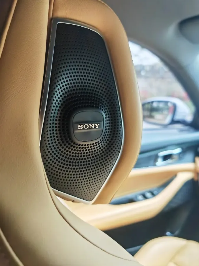 2021 ChangAn UNI-K 2.0T 233HP L4 8AT,autocango,china used car exporter,china ev exporter,chinese used car exporter,chinese used ev exporter