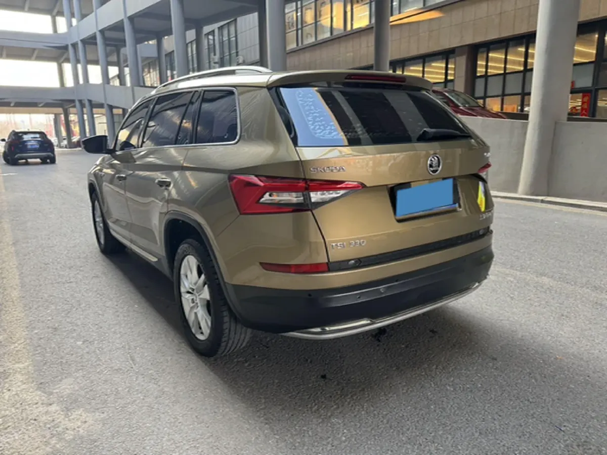 2017 Skoda Kodiak 1.8T 180HP L4 7DCT,autocango,china used car exporter,china ev exporter,chinese used car exporter,chinese used ev exporter
