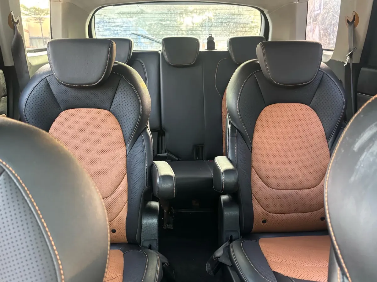 2018 WuLing HongGuang S3 1.5L 112HP L4 6MT,autocango,china used car exporter,china ev exporter,chinese used car exporter,chinese used ev exporter