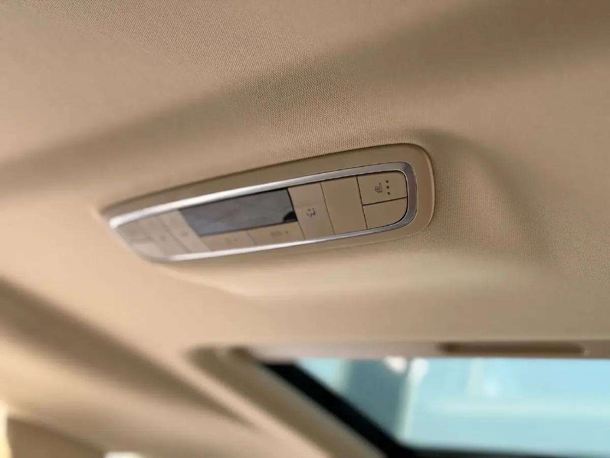 2022 Buick GL8 2.0T 237HP L4 9AT,autocango,china used car exporter,china ev exporter,chinese used car exporter,chinese used ev exporter