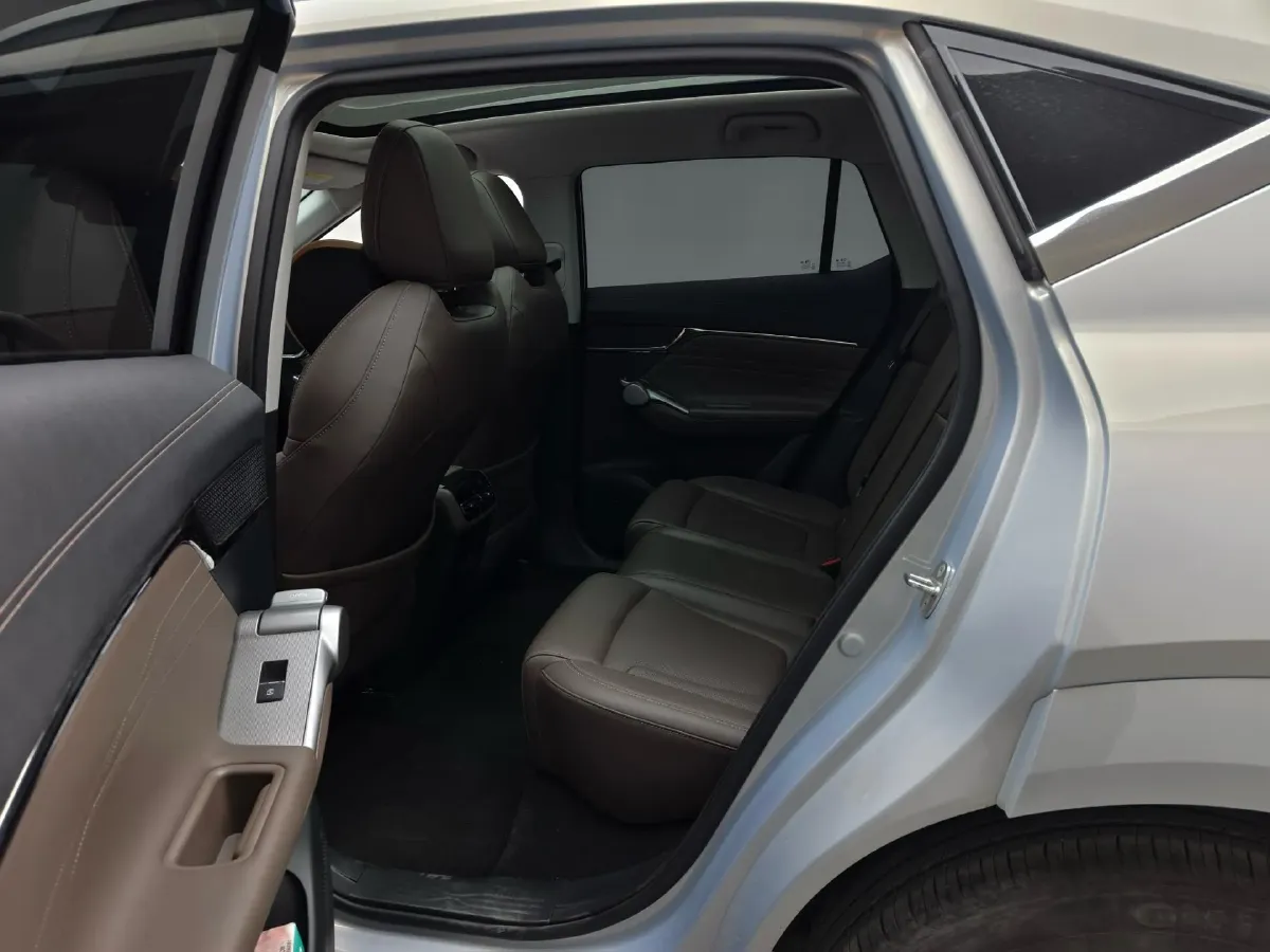 2024 GAC Trumpchi GS4 1.5T 177HP L4 7DCT,autocango,china used car exporter,china ev exporter,chinese used car exporter,chinese used ev exporter