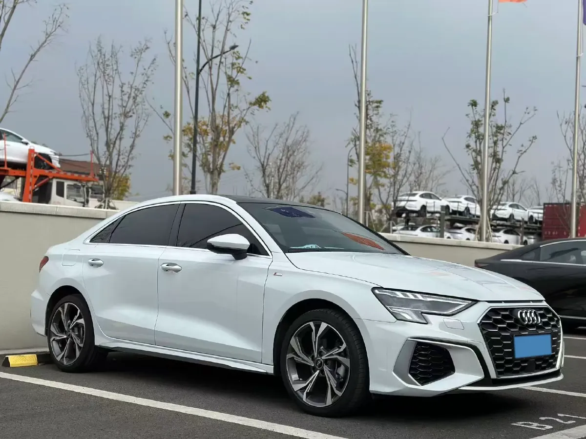 2023 Audi A3 1.4T 150HP L4 7DCT,autocango,china used car exporter,china ev exporter,chinese used car exporter,chinese used ev exporter