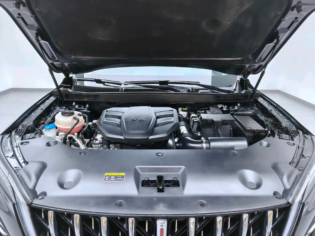 2023 HongQi HS5 2.0T 252HP L4 8AT,autocango,china used car exporter,china ev exporter,chinese used car exporter,chinese used ev exporter