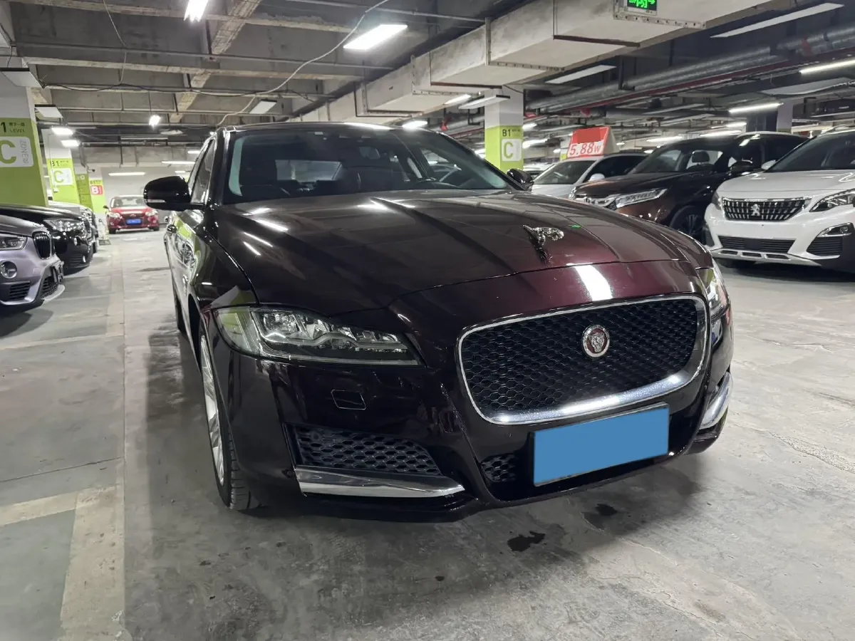 2018 Mercedes-Benz E Class 2.0T 184HP L4 9AT,autocango,china used car exporter,china ev exporter,chinese used car exporter,chinese used ev exporter