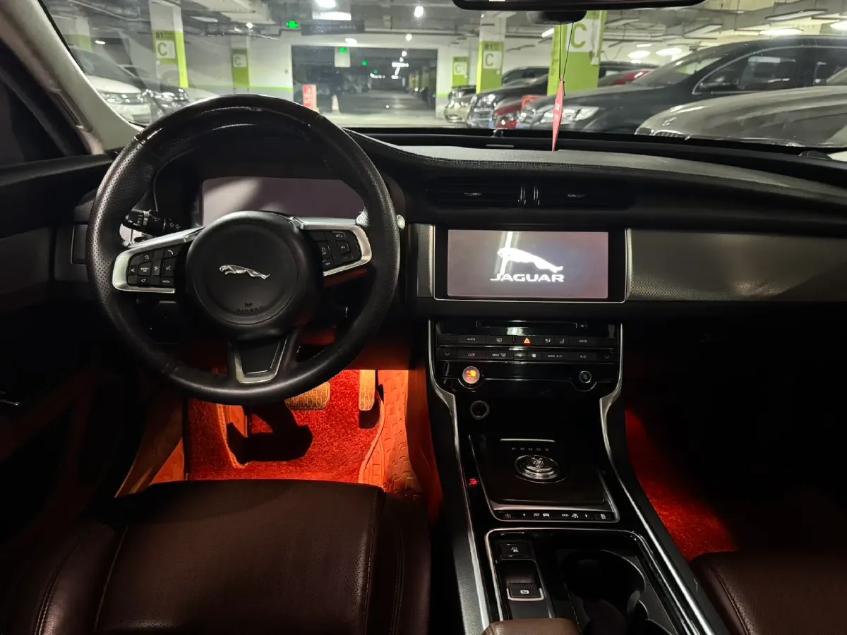 2018 Mercedes-Benz E Class 2.0T 184HP L4 9AT,autocango,china used car exporter,china ev exporter,chinese used car exporter,chinese used ev exporter