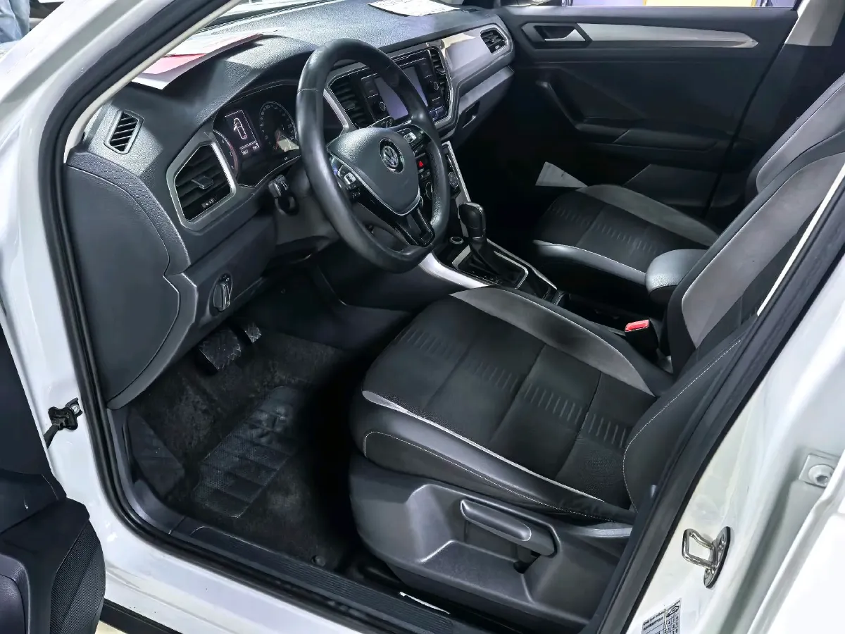 2018 Borgward BX5 1.8T 190HP L4 6AT,autocango,china used car exporter,china ev exporter,chinese used car exporter,chinese used ev exporter