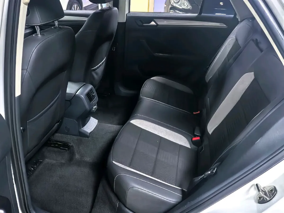 2018 Borgward BX5 1.8T 190HP L4 6AT,autocango,china used car exporter,china ev exporter,chinese used car exporter,chinese used ev exporter