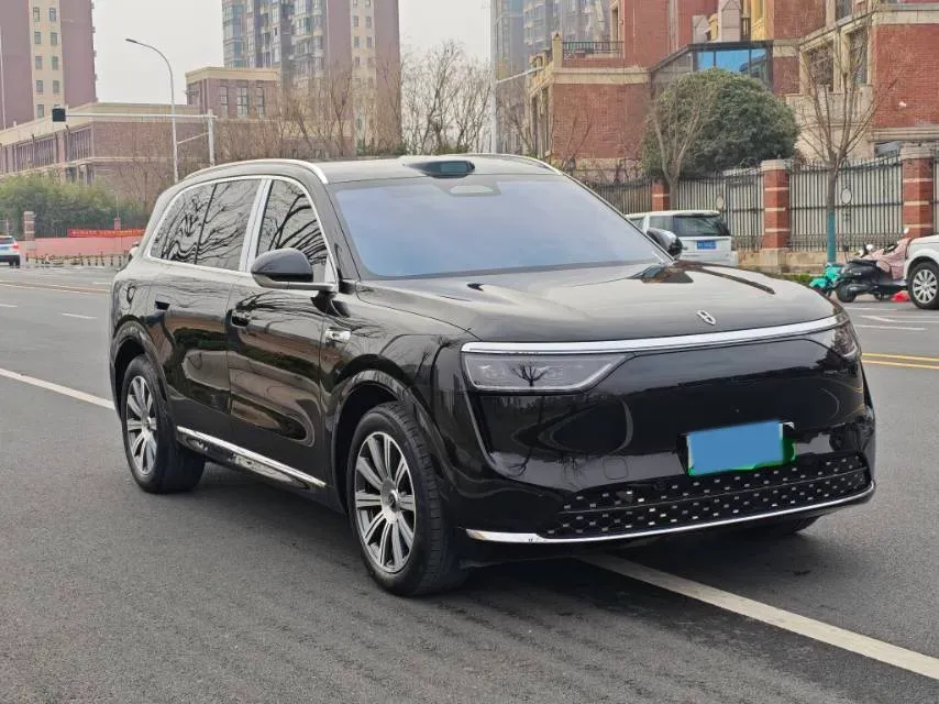 2025 AITO AITO M8 REEV 160HP REEV 53.4KWH,autocango,china used car exporter,china ev exporter,chinese used car exporter,chinese used ev exporter