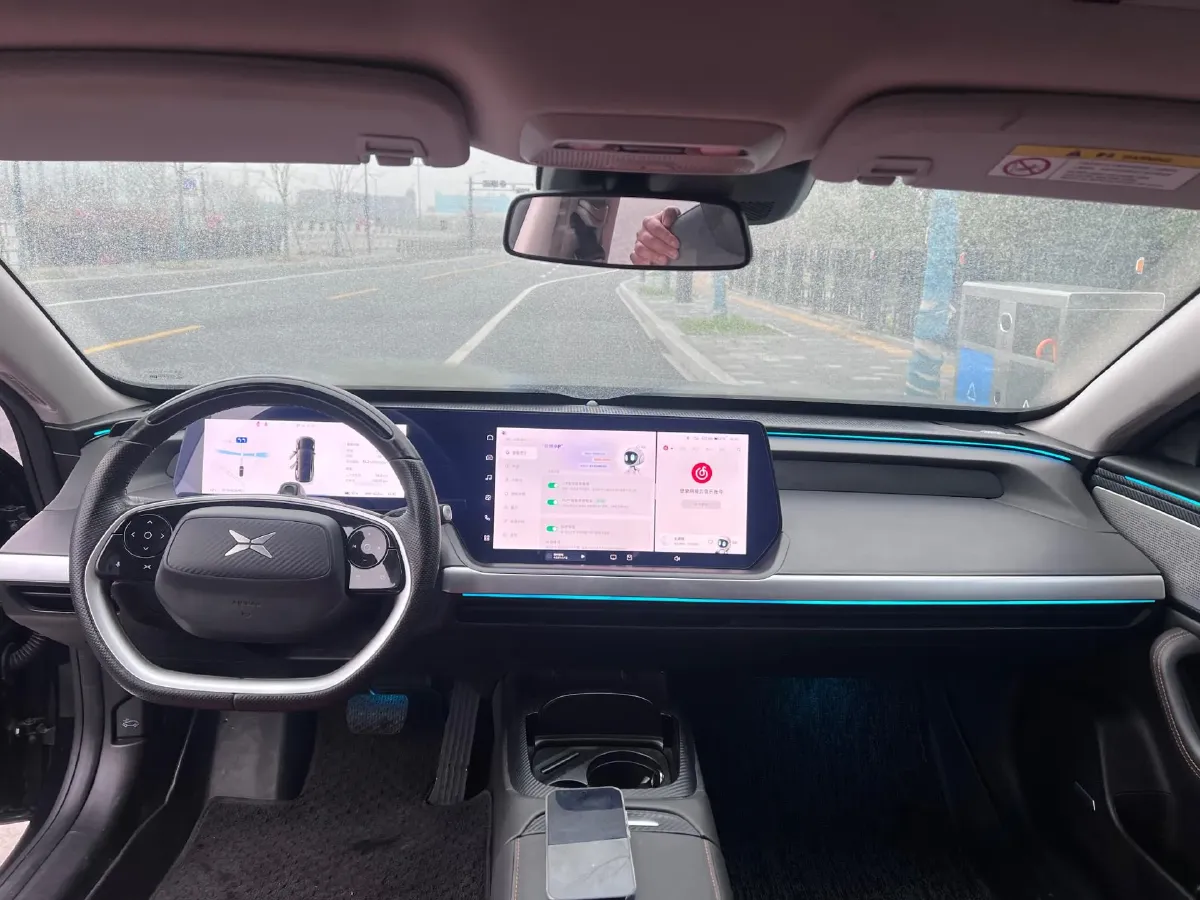 2022 Xpeng P7 BEV 60.2KWH,autocango,china used car exporter,china ev exporter,chinese used car exporter,chinese used ev exporter