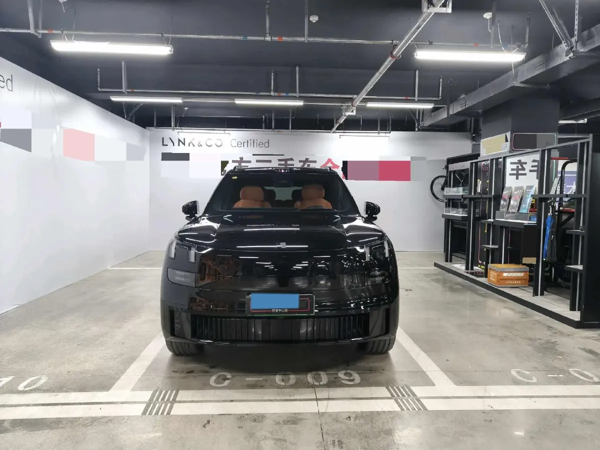 2025 LYNK&CO 900 1.5T 190HP L4 3DHT PHEV 43.3KWH,autocango,china used car exporter,china ev exporter,chinese used car exporter,chinese used ev exporter