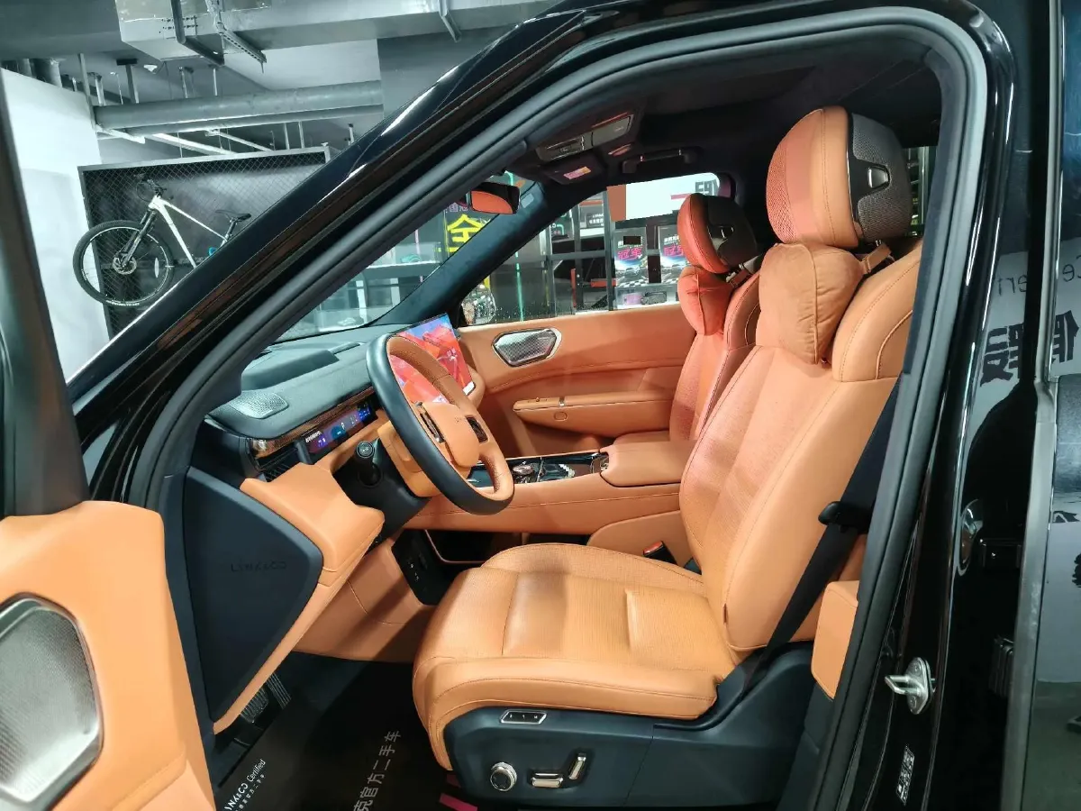 2025 LYNK&CO 900 1.5T 190HP L4 3DHT PHEV 43.3KWH,autocango,china used car exporter,china ev exporter,chinese used car exporter,chinese used ev exporter