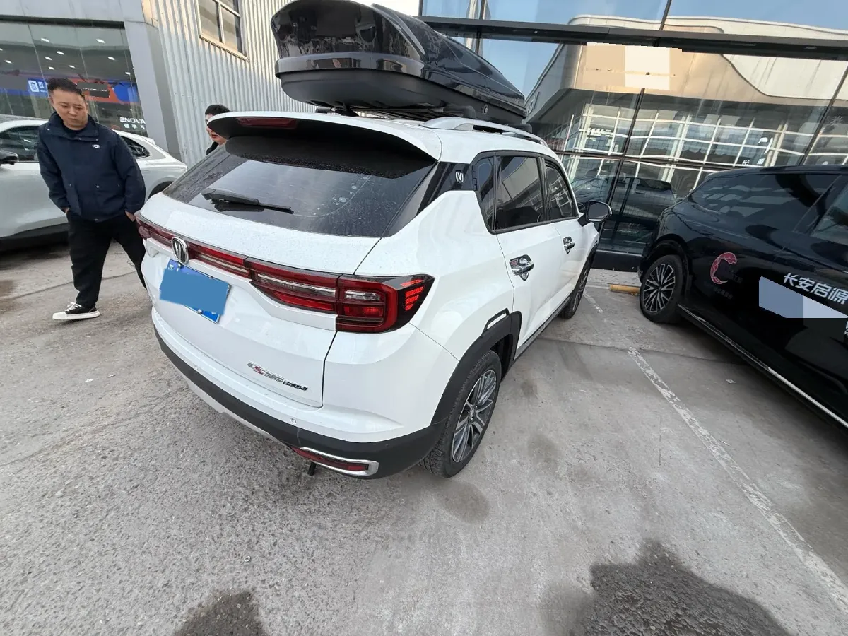 2019 ChangAn CS35 Plus 1.6L 128HP L4 5MT,autocango,china used car exporter,china ev exporter,chinese used car exporter,chinese used ev exporter