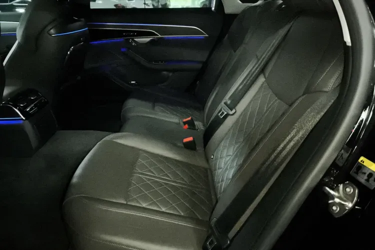 2021 Audi A8 3.0T 286HP V6 8AT,autocango,china used car exporter,china ev exporter,chinese used car exporter,chinese used ev exporter