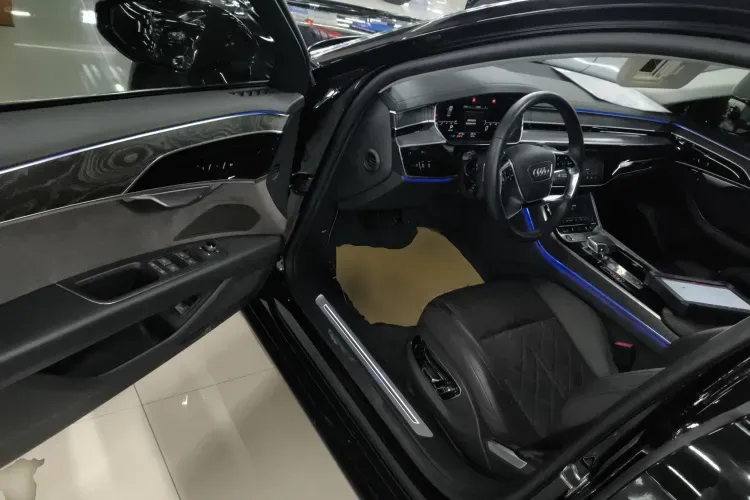 2021 Audi A8 3.0T 286HP V6 8AT,autocango,china used car exporter,china ev exporter,chinese used car exporter,chinese used ev exporter