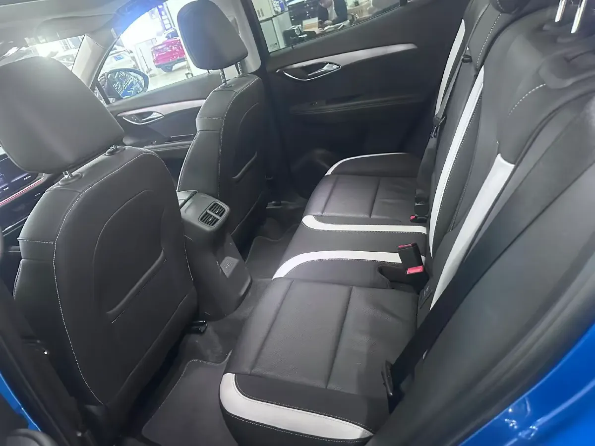 2024 Buick EnvisionS 2.0T 237HP L4 9AT,autocango,china used car exporter,china ev exporter,chinese used car exporter,chinese used ev exporter