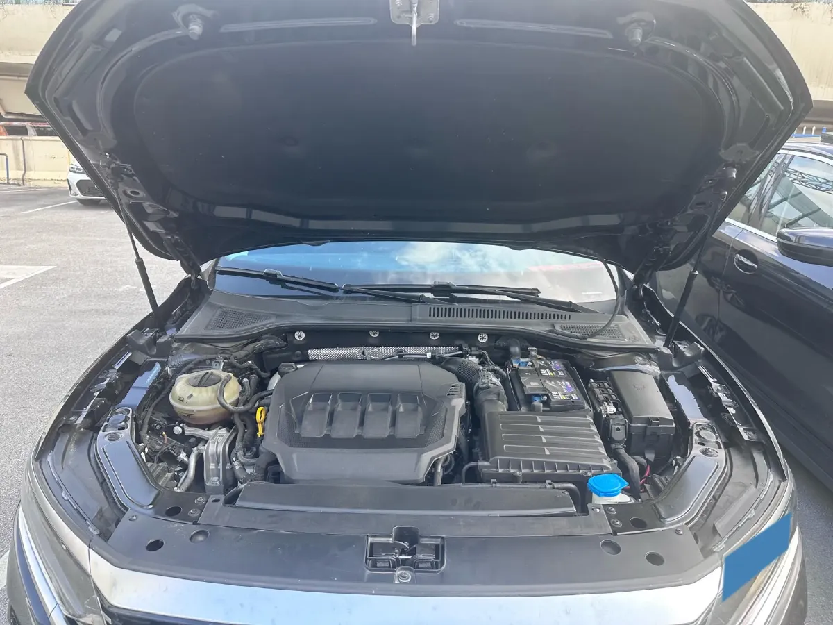 2022 Skoda Kodiak GT 2.0T 186HP L4 7DCT,autocango,china used car exporter,china ev exporter,chinese used car exporter,chinese used ev exporter