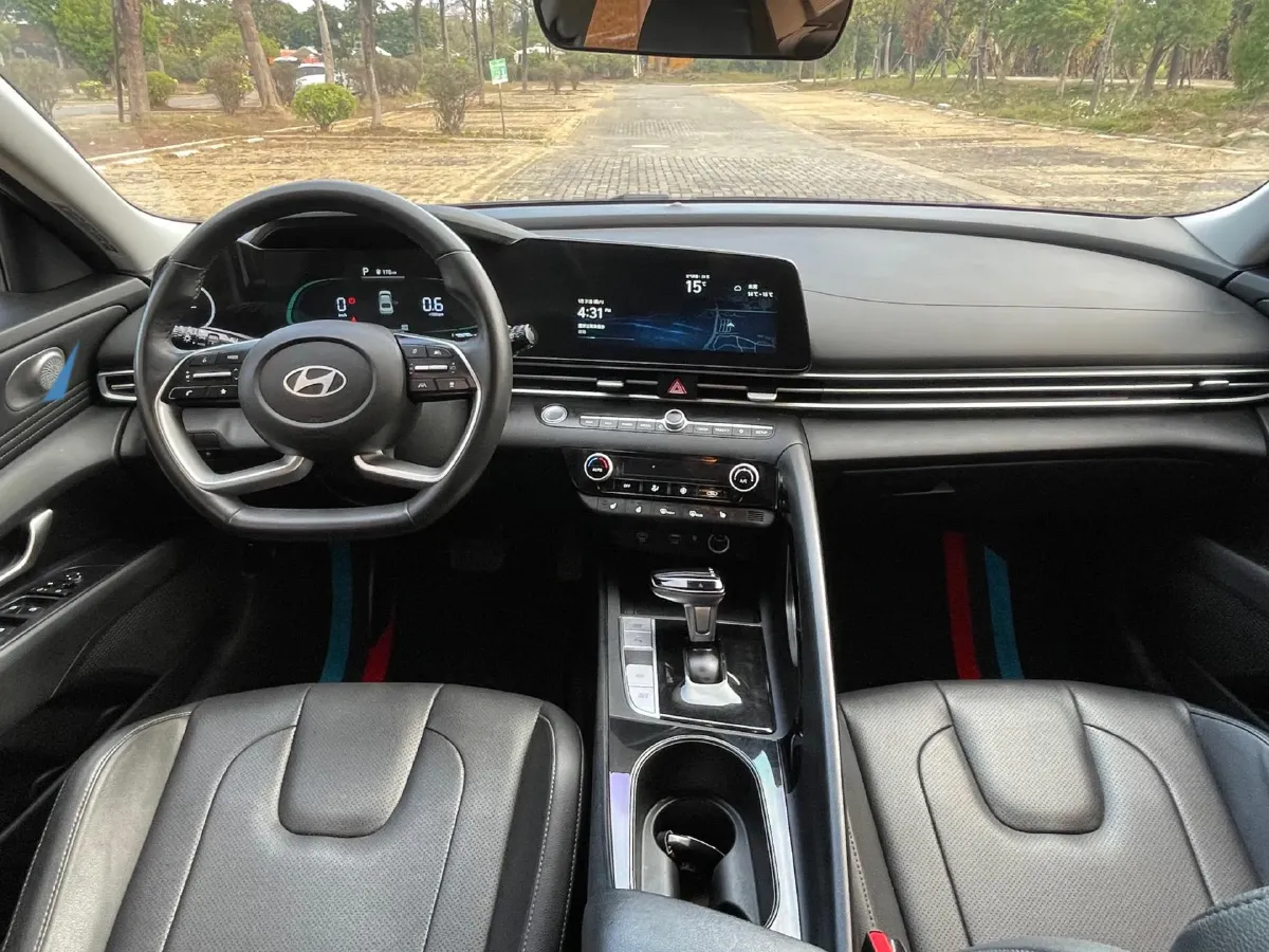 2023 Hyundai Elantra 1.5L 115HP L4 CVT,autocango,china used car exporter,china ev exporter,chinese used car exporter,chinese used ev exporter