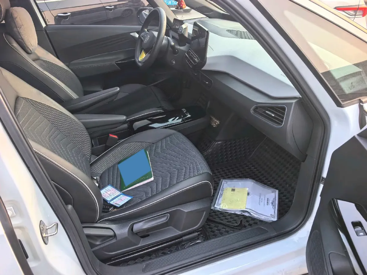 2023 Volkswagen ID.3 BEV 52.8KWH,autocango,china used car exporter,china ev exporter,chinese used car exporter,chinese used ev exporter