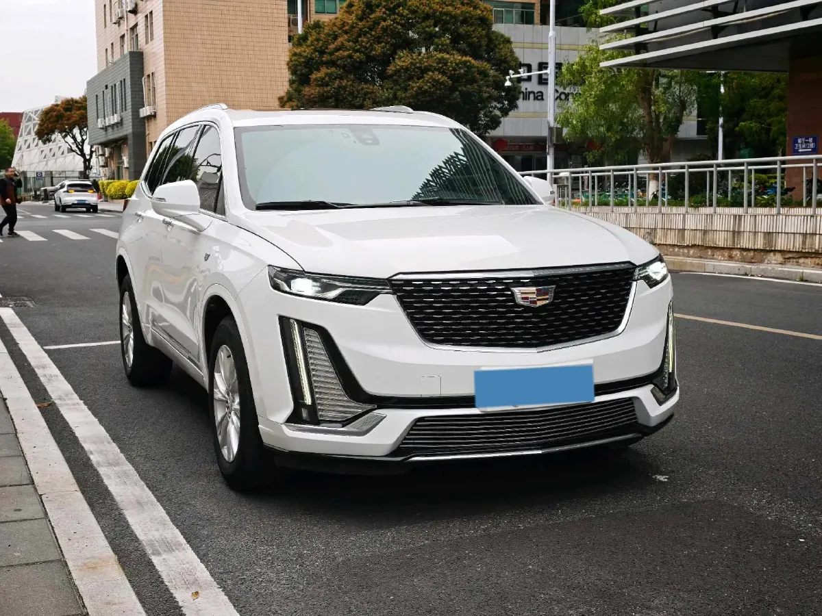 2022 Cadillac XT6 2.0T 237HP L4 9AT,autocango,china used car exporter,china ev exporter,chinese used car exporter,chinese used ev exporter
