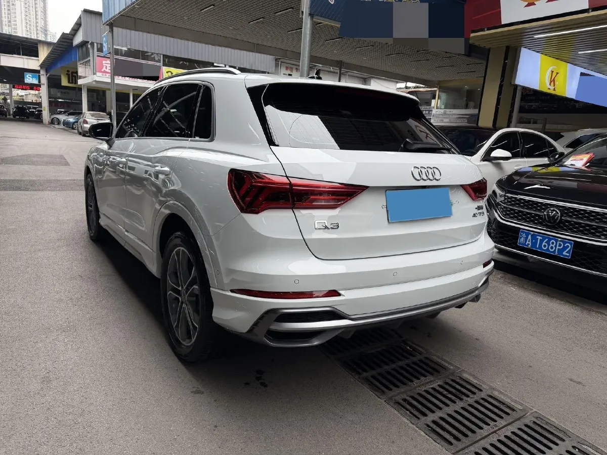 2023 Audi Q3 2.0T 186HP L4 7DCT,autocango,china used car exporter,china ev exporter,chinese used car exporter,chinese used ev exporter