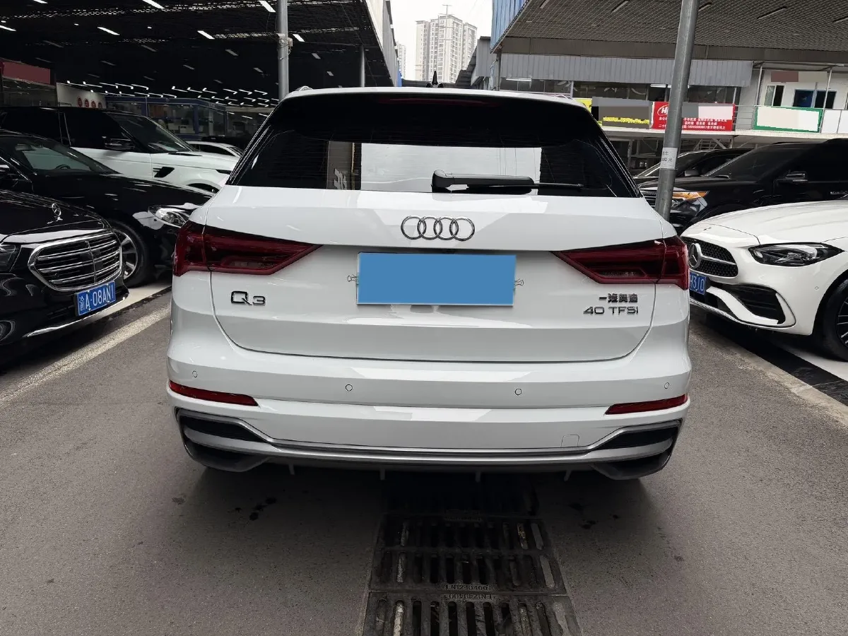 2023 Audi Q3 2.0T 186HP L4 7DCT,autocango,china used car exporter,china ev exporter,chinese used car exporter,chinese used ev exporter