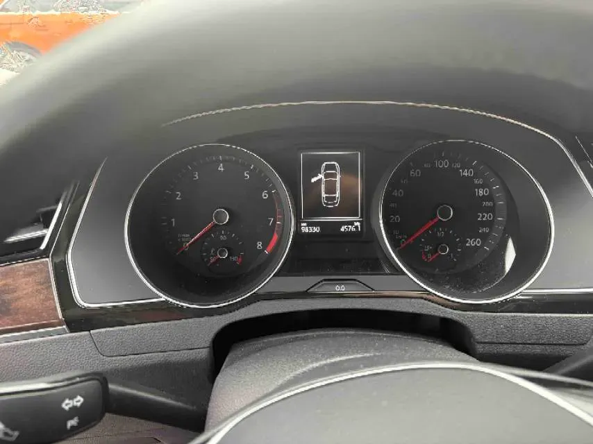 2018 Volkswagen Magotan 1.8T 180HP L4 7DCT,autocango,china used car exporter,china ev exporter,chinese used car exporter,chinese used ev exporter