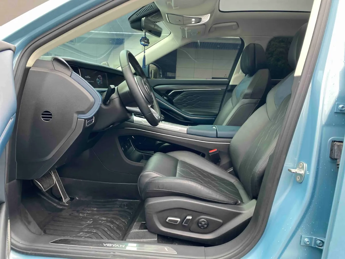 2021 Voyah FREE Range Extended 109HP REEV 33KWH,autocango,china used car exporter,china ev exporter,chinese used car exporter,chinese used ev exporter