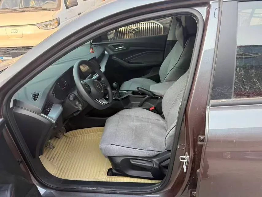 2023 MG 5 1.5L 129HP L4 5MT,autocango,china used car exporter,china ev exporter,chinese used car exporter,chinese used ev exporter