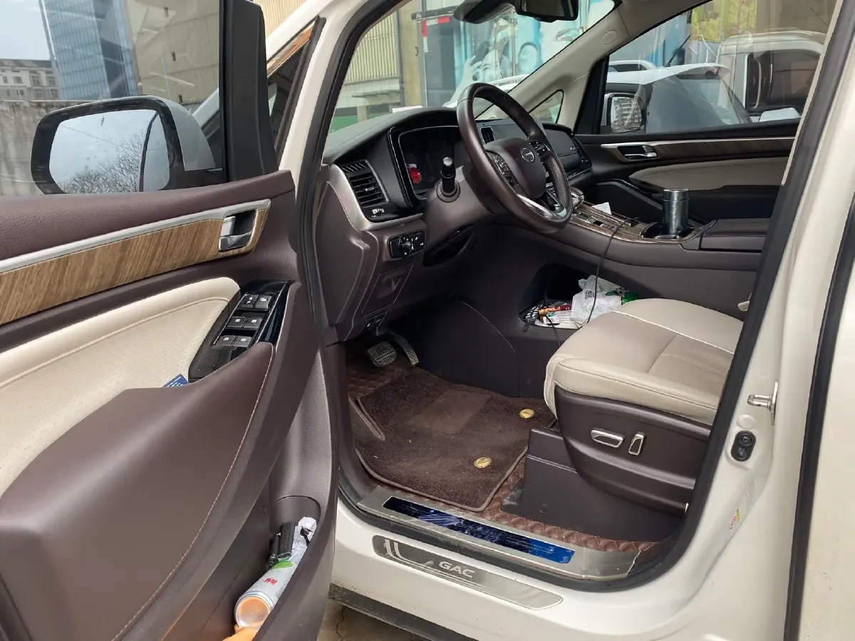 2021 GAC Trumpchi M8 2.0T 252HP L4 8AT,autocango,china used car exporter,china ev exporter,chinese used car exporter,chinese used ev exporter