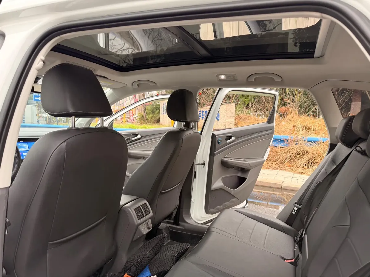 2020 Jetta VS7 1.4T 150HP L4 6AT,autocango,china used car exporter,china ev exporter,chinese used car exporter,chinese used ev exporter