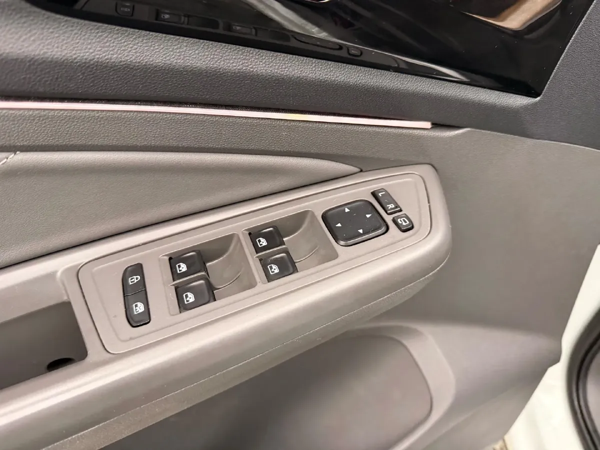 2020 Jetta VS7 1.4T 150HP L4 6AT,autocango,china used car exporter,china ev exporter,chinese used car exporter,chinese used ev exporter