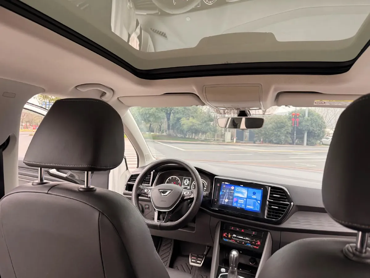 2020 Jetta VS7 1.4T 150HP L4 6AT,autocango,china used car exporter,china ev exporter,chinese used car exporter,chinese used ev exporter