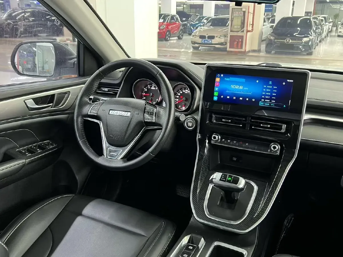 2021 Haval M6 1.5T 150HP L4 7DCT,autocango,china used car exporter,china ev exporter,chinese used car exporter,chinese used ev exporter