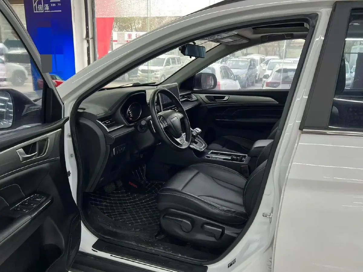 2021 Haval M6 1.5T 150HP L4 7DCT,autocango,china used car exporter,china ev exporter,chinese used car exporter,chinese used ev exporter