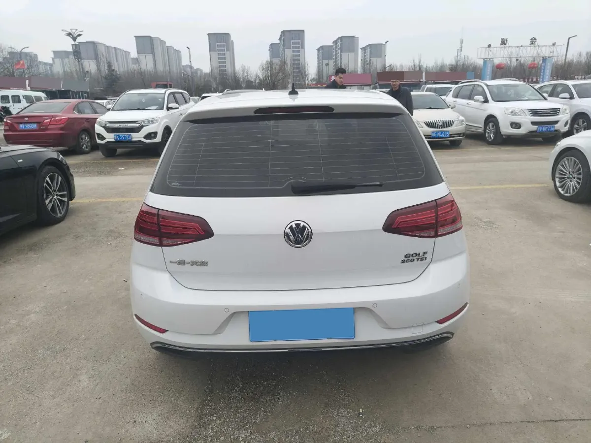 2019 Brilliance Auto V7 1.8T 231HP L4 7DCT,autocango,china used car exporter,china ev exporter,chinese used car exporter,chinese used ev exporter