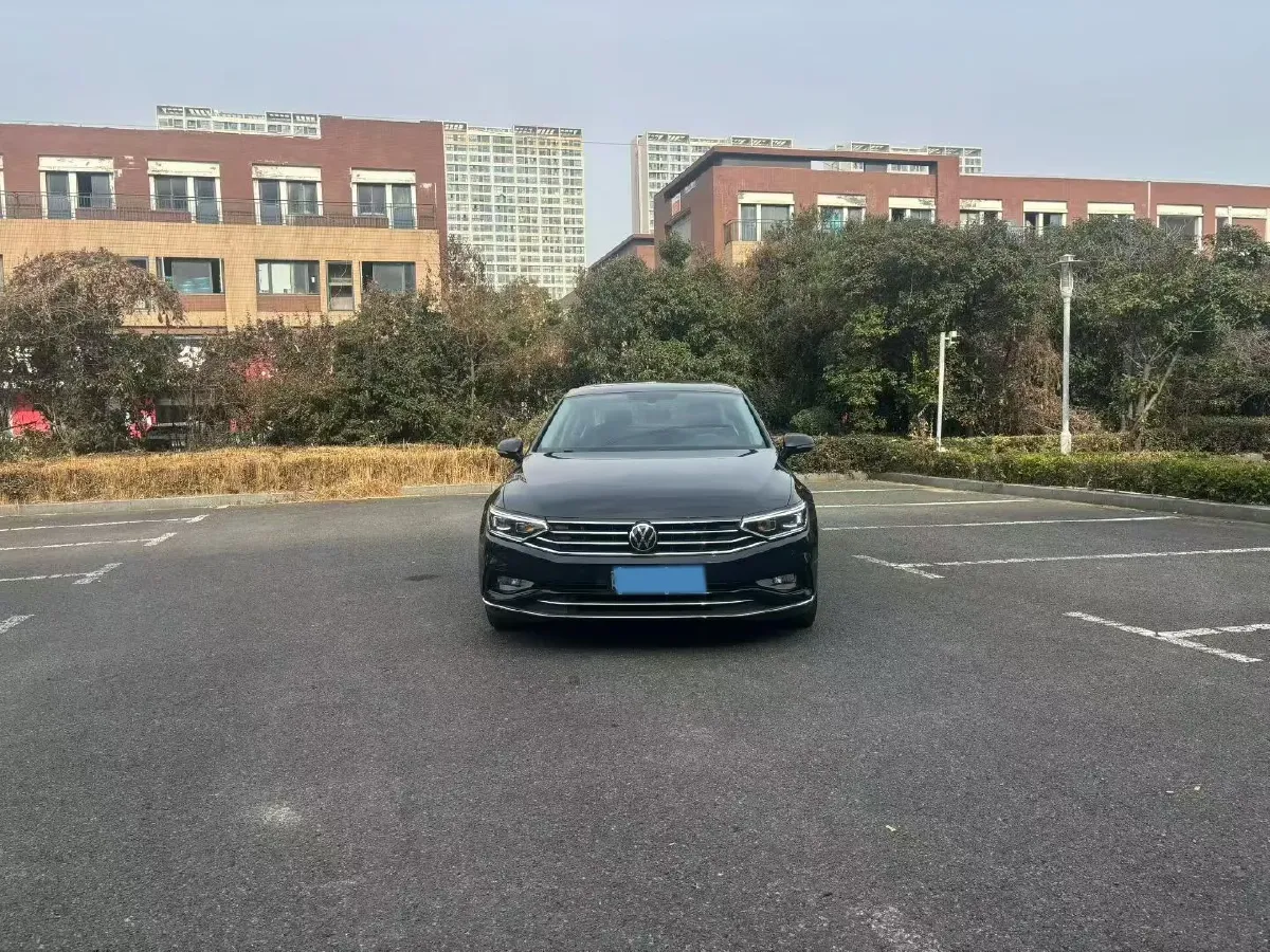 2021 Volkswagen Magotan 2.0T 186HP L4 7DCT,autocango,china used car exporter,china ev exporter,chinese used car exporter,chinese used ev exporter