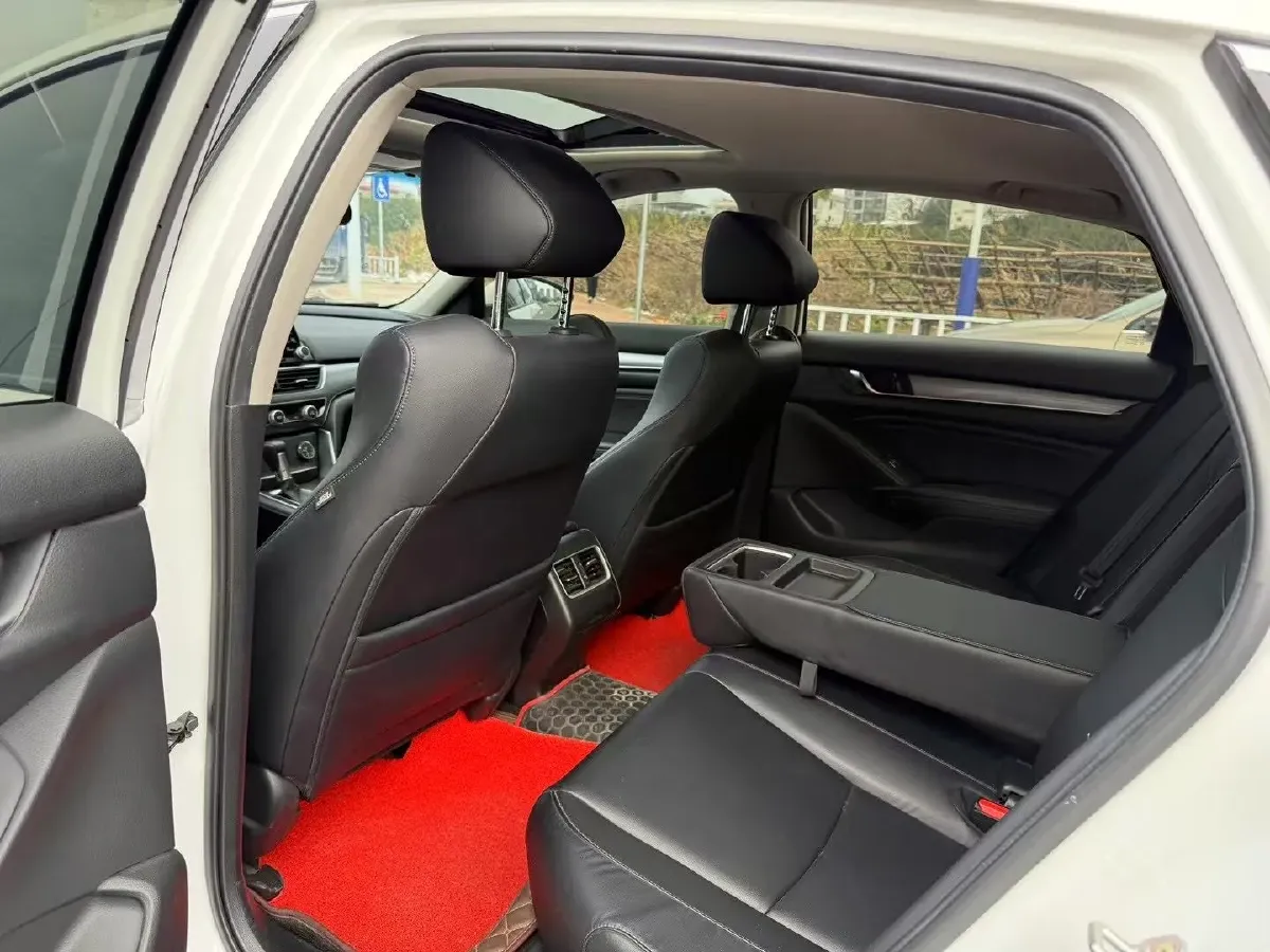 2018 Honda Accord 1.5T 194HP L4 CVT,autocango,china used car exporter,china ev exporter,chinese used car exporter,chinese used ev exporter