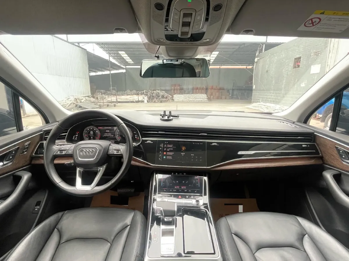 2019 Audi Q7 2.0T 252HP L4 8AT,autocango,china used car exporter,china ev exporter,chinese used car exporter,chinese used ev exporter