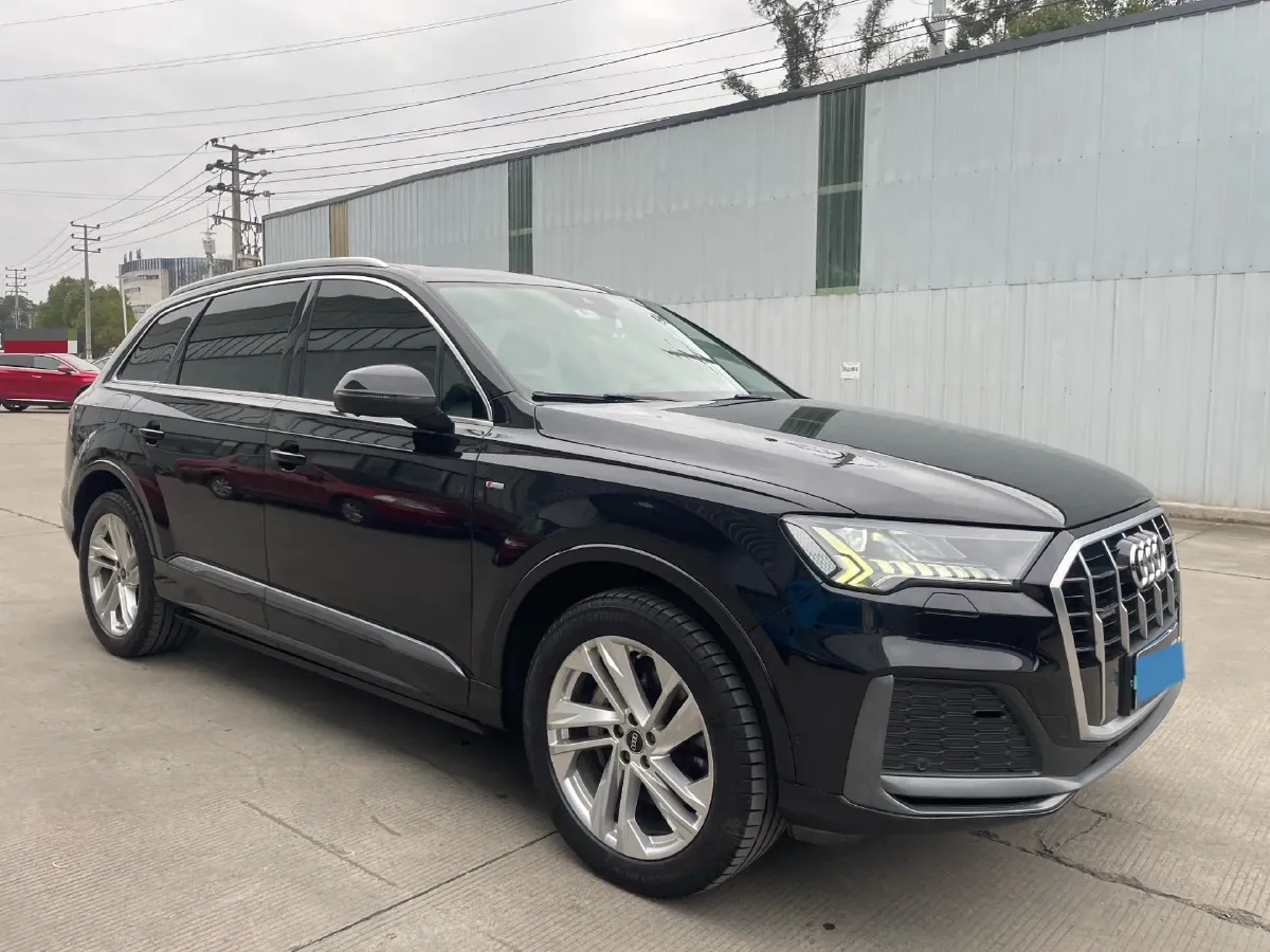 2019 Audi Q7 2.0T 252HP L4 8AT,autocango,china used car exporter,china ev exporter,chinese used car exporter,chinese used ev exporter