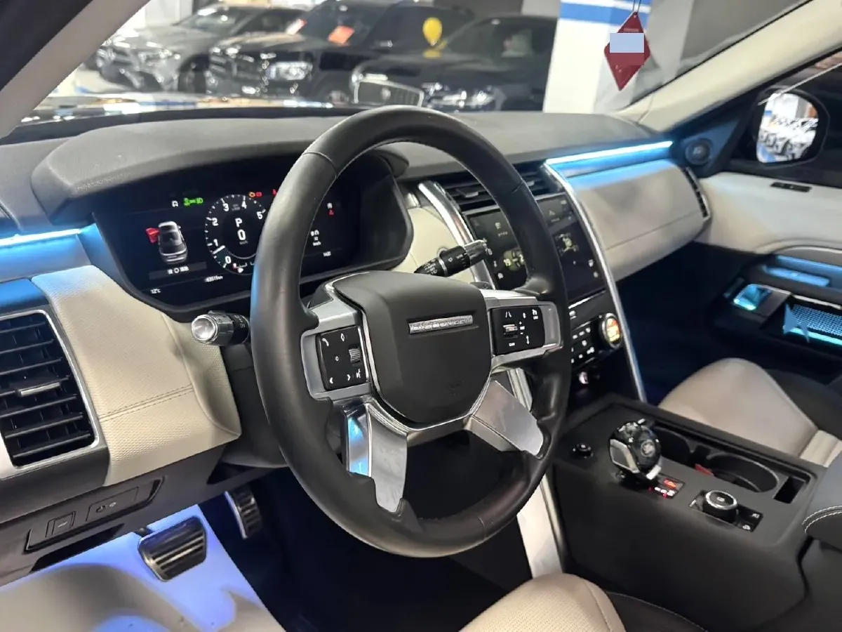 2021 Land Rover Discovery 3.0T 360HP L6 8AT,autocango,china used car exporter,china ev exporter,chinese used car exporter,chinese used ev exporter