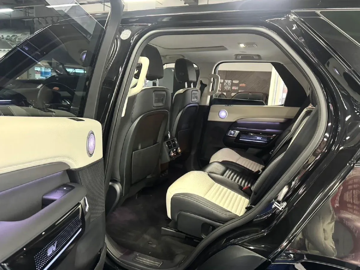 2021 Land Rover Discovery 3.0T 360HP L6 8AT,autocango,china used car exporter,china ev exporter,chinese used car exporter,chinese used ev exporter