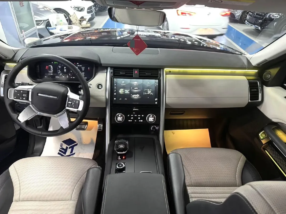 2021 Land Rover Discovery 3.0T 360HP L6 8AT,autocango,china used car exporter,china ev exporter,chinese used car exporter,chinese used ev exporter