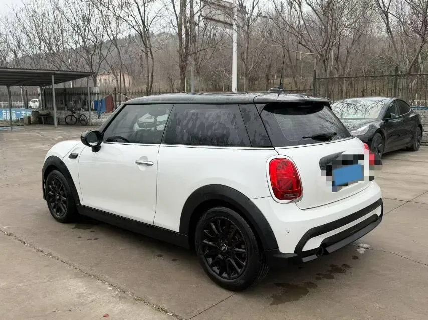 2022 MINI MINI 1.5T 102HP L3 7DCT,autocango,china used car exporter,china ev exporter,chinese used car exporter,chinese used ev exporter